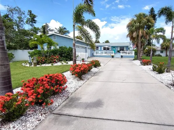 15817 Redington Dr, Redington Beach, FL 33708