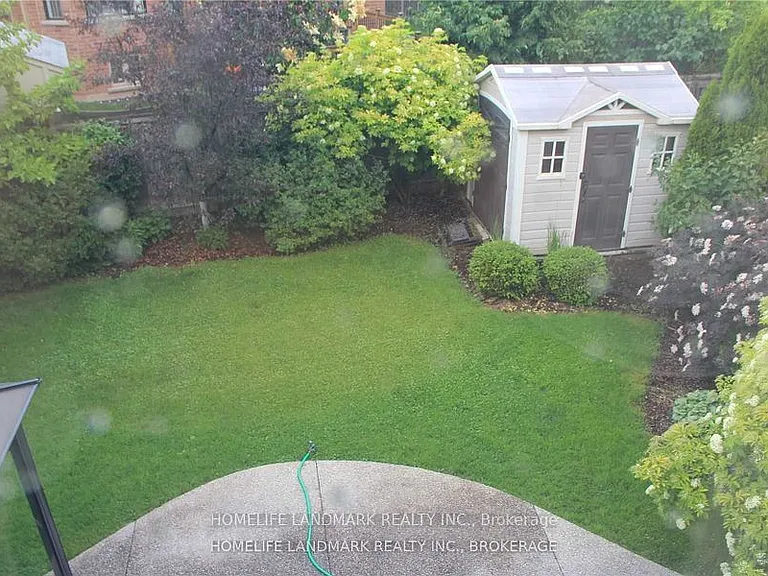 2245 Carm Dr — Photo 27