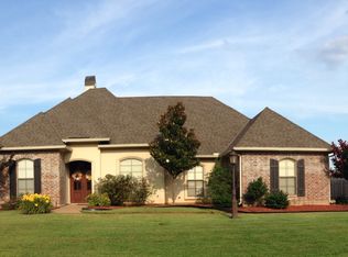 111 Horseguards Ave, Bossier City, LA 71111
