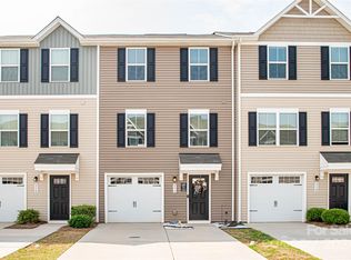 956 Taybyn Rd, Fort Mill, SC 29715