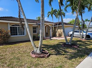 15518 SW 168th Ter, Miami, FL 33187