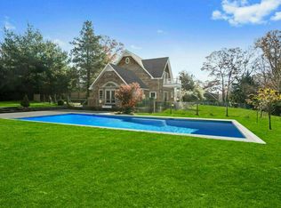 11 Squaw Rd, East Hampton, NY 11937