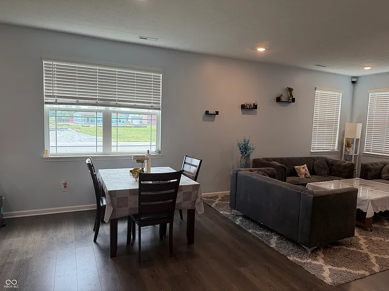 860 Saddlebrook Farms Blvd — Photo 6