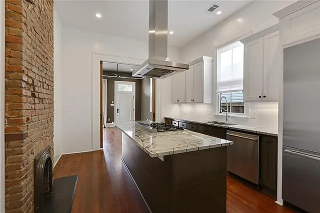 3439 Baronne St — Photo 5