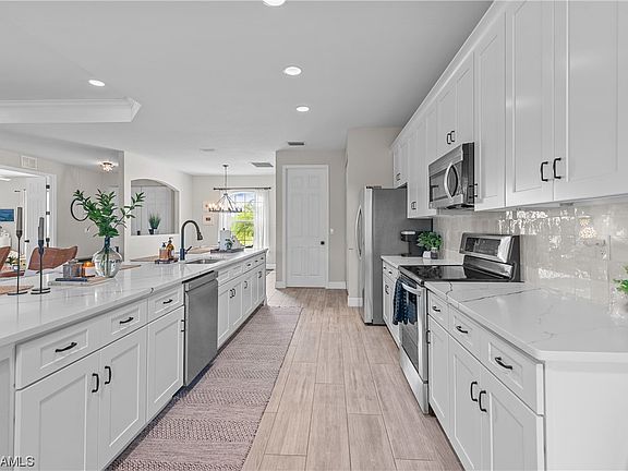 5th image of 6451 Astoria Ave