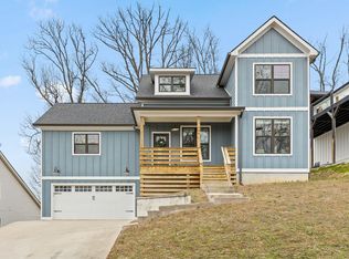 984 Hiram Ave, Chattanooga, TN 37415
