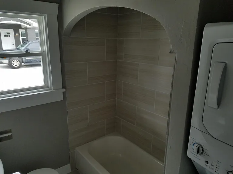 1321 N Klein Ave — Photo 12