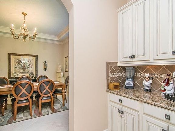 5th image of 19408 Autumn Chase Ct