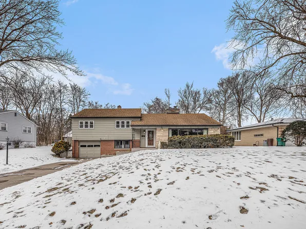 1511 Park Dr, Munster, IN 46321