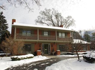 150 N Cranbrook Rd, Bloomfield Hills, MI 48301