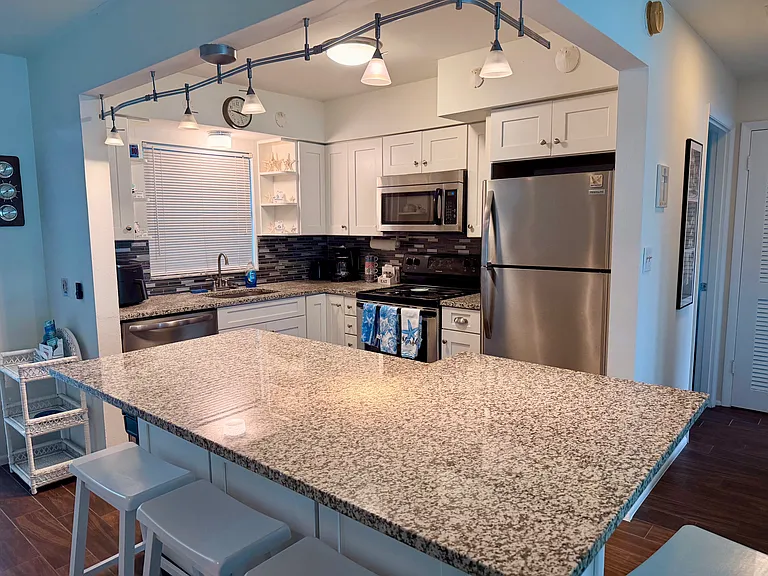 611 Gulf Dr N #B24 — Photo 4
