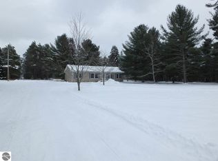 10727 Hannah Rd, Kingsley, MI 49649