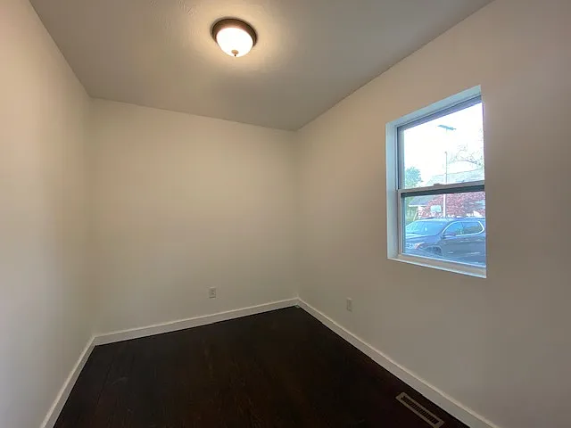 222 S Home St — Photo 10