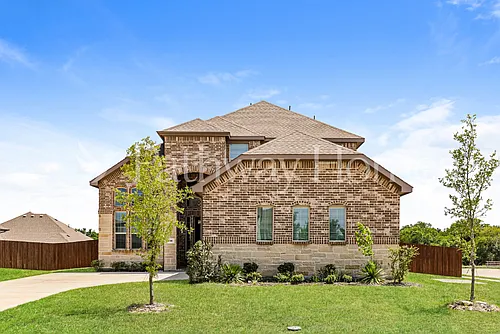 838 Poppie Ln Photo 1