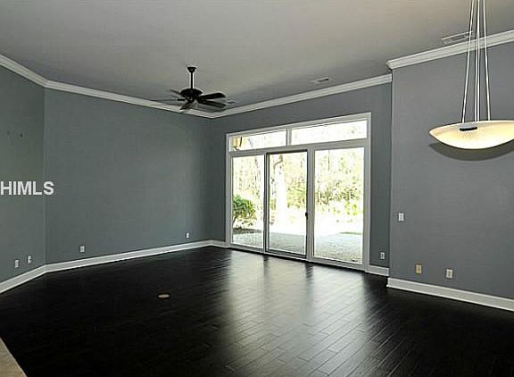 3rd image of 37 Sussex Ln