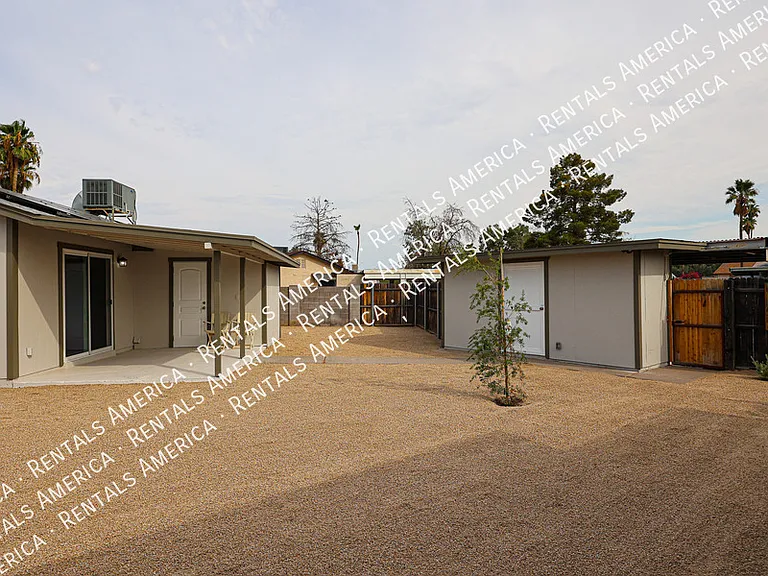 13861 N 48th Ave — Photo 27