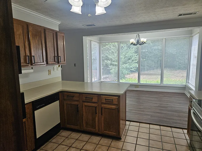 3697 Blackshear Ct — Photo 7
