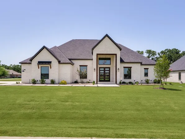 100 Wild Plum Dr, Krugerville, TX 76227