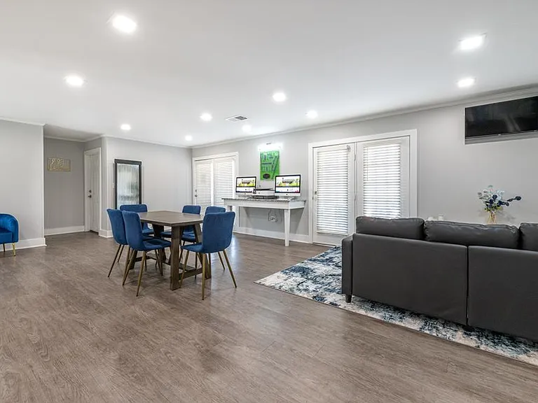 Dwell Townhomes — Photo 35
