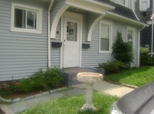 4 Gibson Ct, Norwalk, CT 06854
