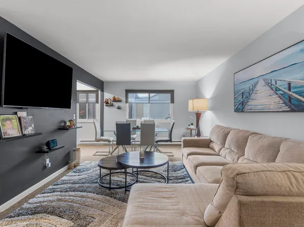 4 Glenwood Avenue APT A8, Norwalk, CT 06854