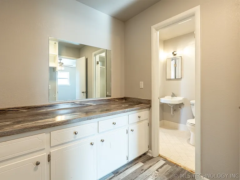 2150 S 80th East Ave — Photo 27