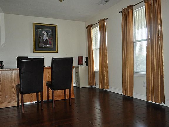 4th image of 19902 Karlanda Ln