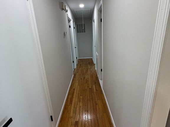 3rd image of 8830 W Fort Foote Ter