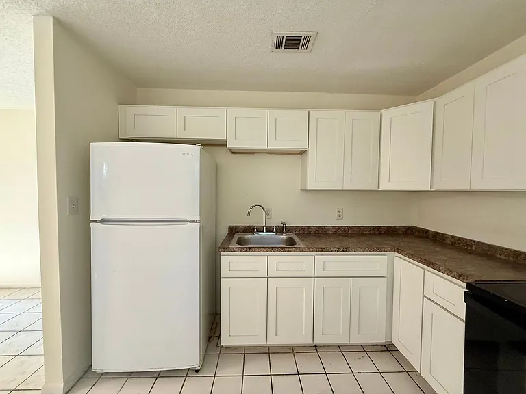108B Montgomery St — Photo 7