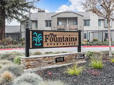 Fountains Apartments
