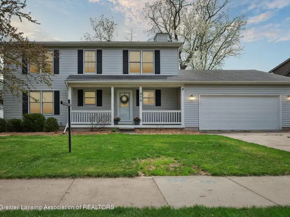 976 Whittier Dr, East Lansing, MI 48823