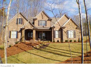6326 Nesting Way, Oak Ridge, NC 27310