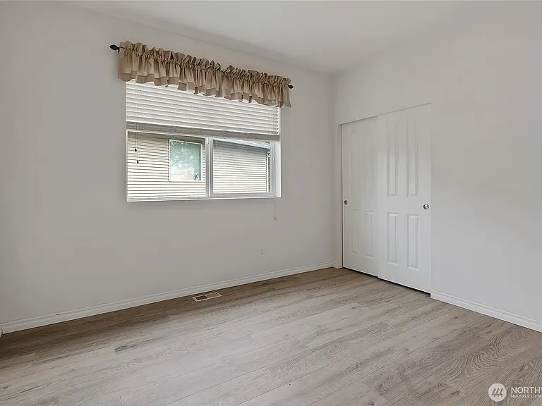 6735 Montevista Dr SE — Photo 19