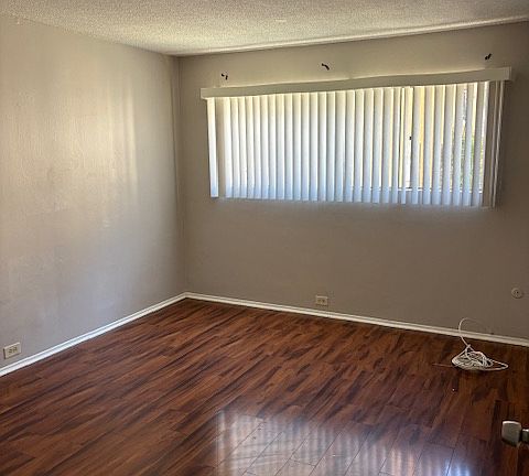 4th image of 614 N Wilcox Ave #14