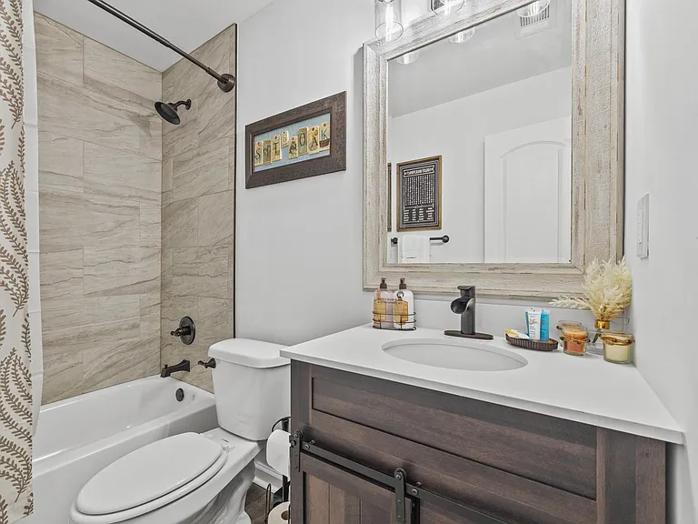 2322 Red Rose Ln — Photo 21