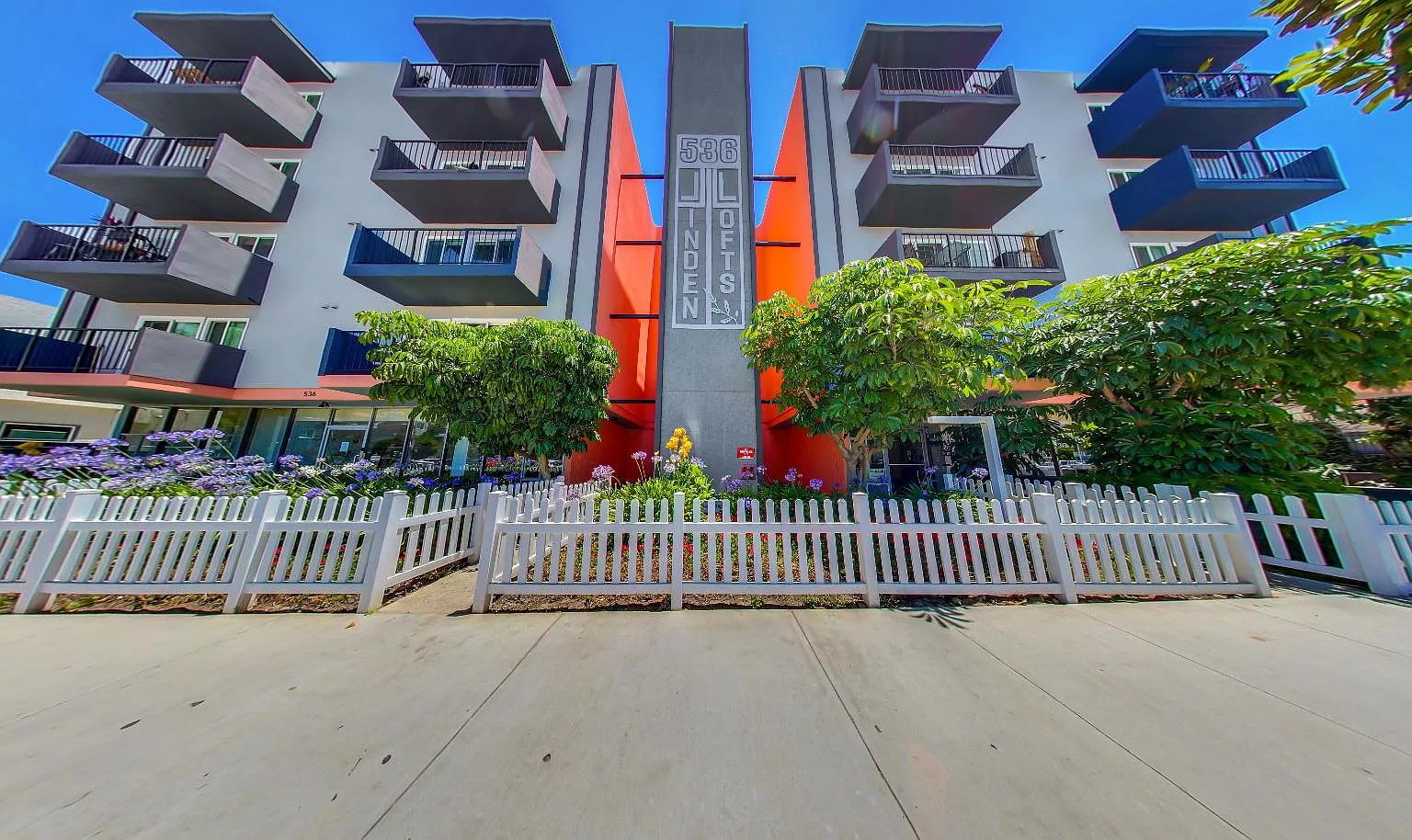 Linden Lofts Apartments of Long Beach — Photo 1