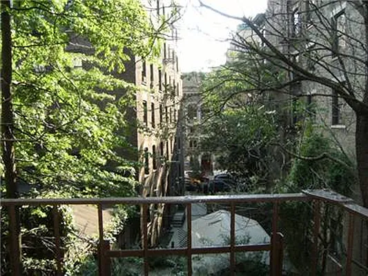 Rented by City Connections Realty | media 40