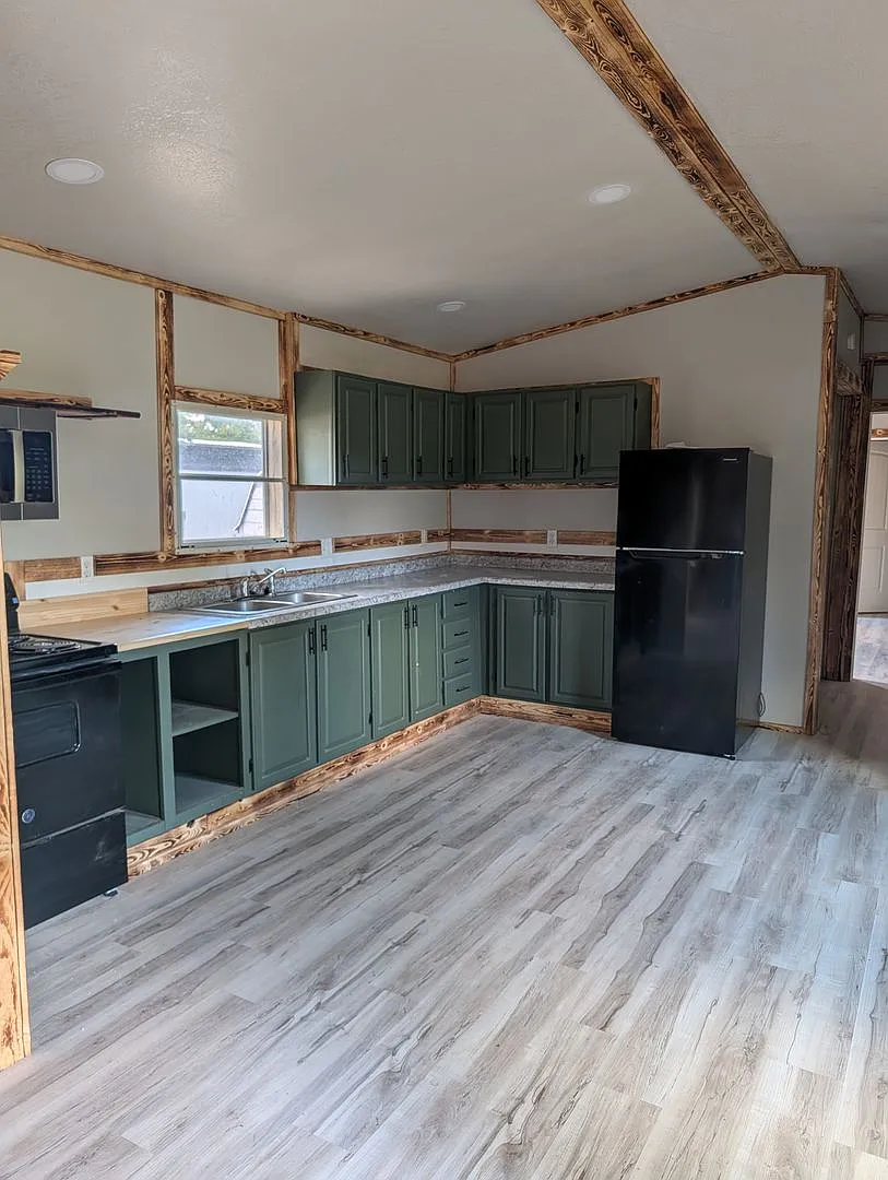 Cassville - Remodeled 3 bed 2 bath — Photo 2