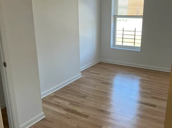 2218 Fulton Street image 5 of 12