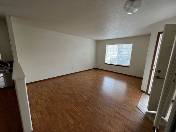 6101 N Regal St APT B
