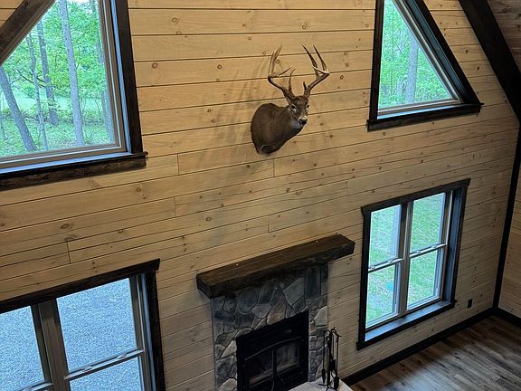 3rd image of 281 Jolly Rd