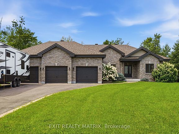 2nd image of 501 Du Parc Rd