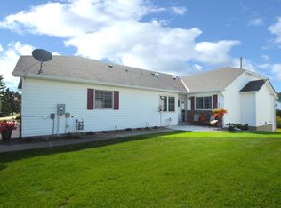 7591 Newbury Rd, Woodbury, MN 55125