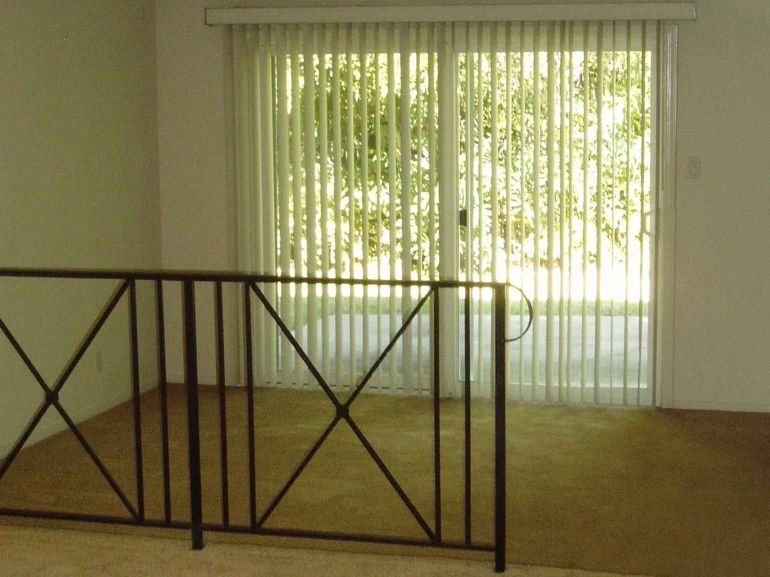 2 bed, 1.5 bath, 1173 sqft, $2,295 — Photo 4
