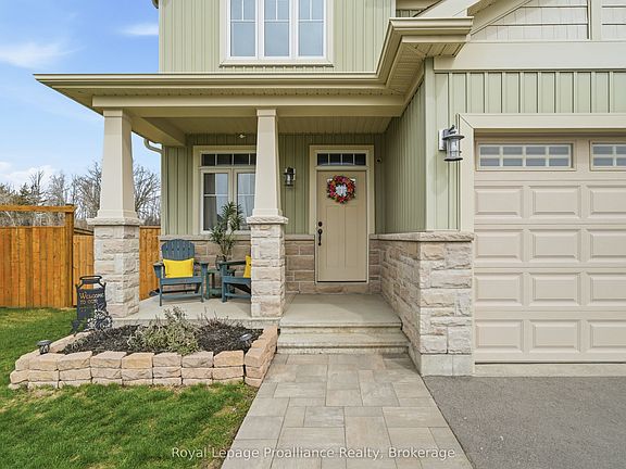 3rd image of 38 Redwood Dr
