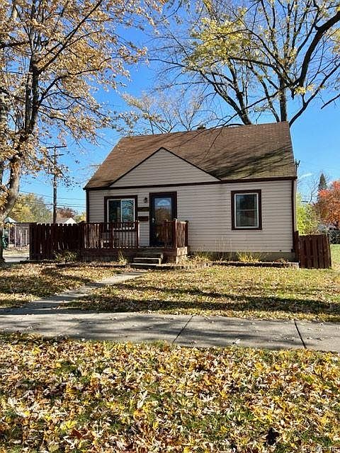 1st image of 4903 Bedford St