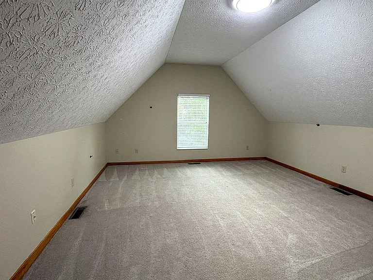 6641 Wisteria Cir — Photo 18