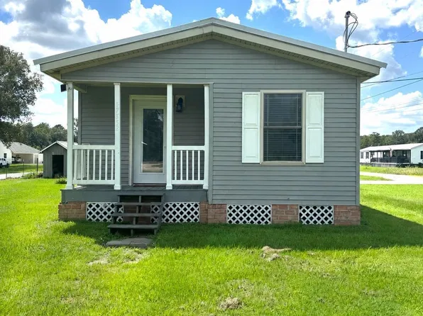 17552 Morales Ln, Livingston, LA 70754