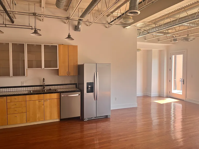 107 1st St S #306 — Photo 7