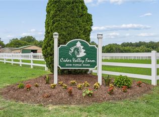 2016 Forge Rd, Toano, VA 23168